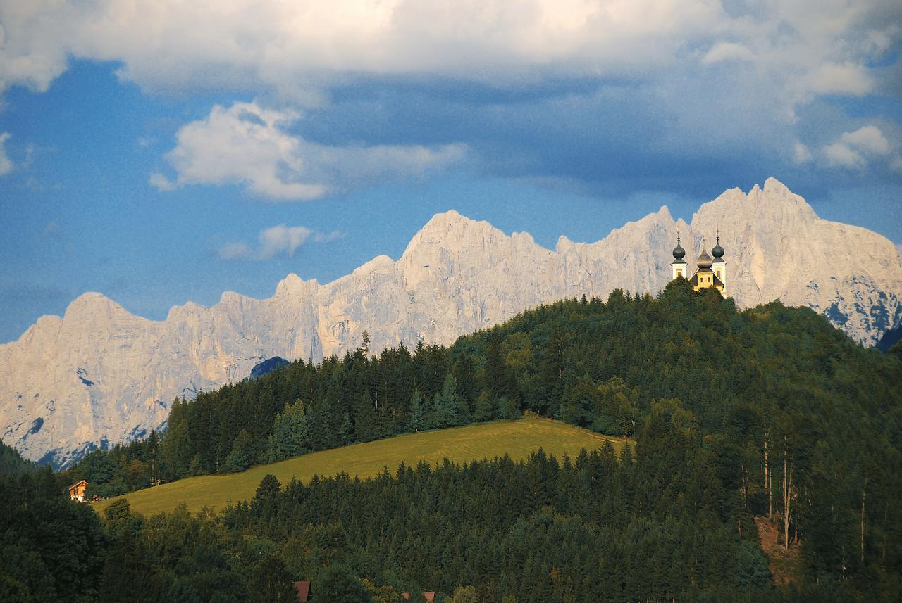 Landgasthof Buchner Admont Exterior photo